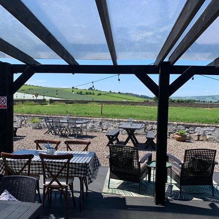 Pitlessie Inn&Pantry Cupar Buitenkant foto
