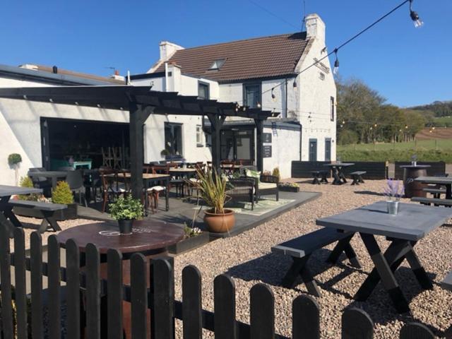 Pitlessie Inn&Pantry Cupar Buitenkant foto